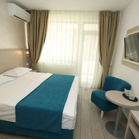 Hotel Delfin Мамая Экстерьер фото